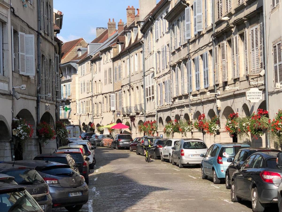 A 2 Pas De La Gare Apartment *